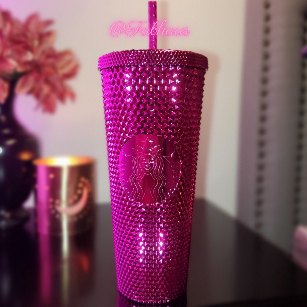 Starbucks 💖 Chrome Pink Sangria Venti Studded Cold Tumbler Holiday 2022